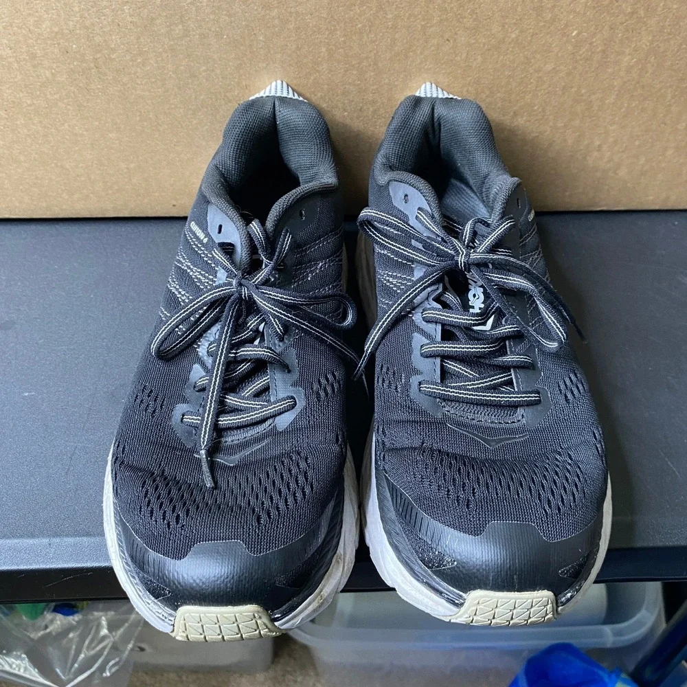 Hoka One One hoka one